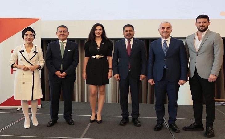 TÜSİAD Başkanı Orhan Turan’dan Zeliha Ödemiş’e Türkonfed Rozeti
